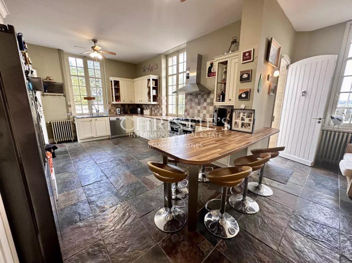 Image No.10-4 Bed House for sale