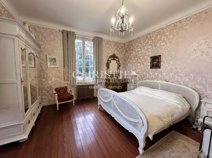 Image No.19-4 Bed House for sale