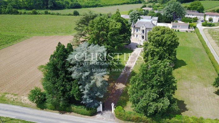 Image No.2-4 Bed House for sale