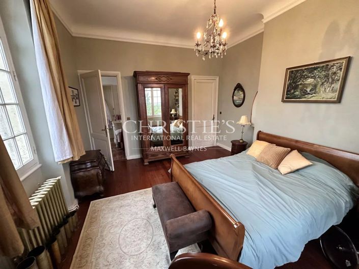 Image No.21-4 Bed House for sale