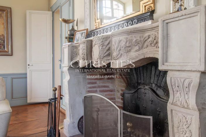 Image No.10-6 Bed House for sale