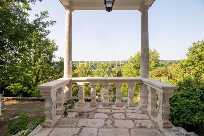 Image No.14-6 Bed House for sale