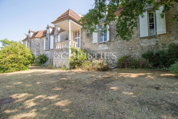 Image No.2-6 Bed House for sale