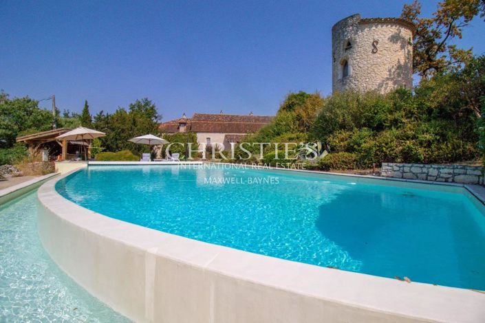 Image No.3-6 Bed House for sale