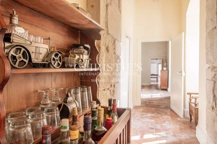 Image No.7-6 Bed House for sale