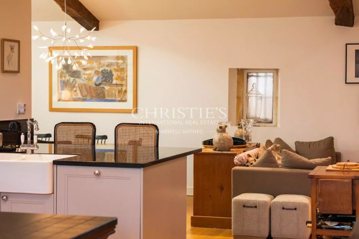 Image No.10-4 Bed House for sale