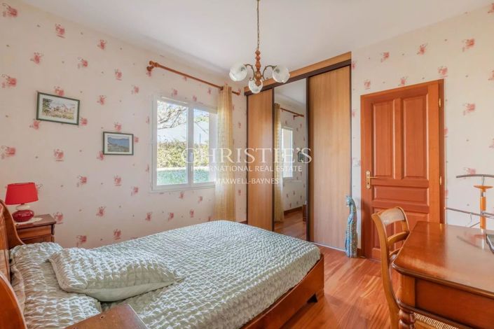 Image No.15-3 Bed House for sale