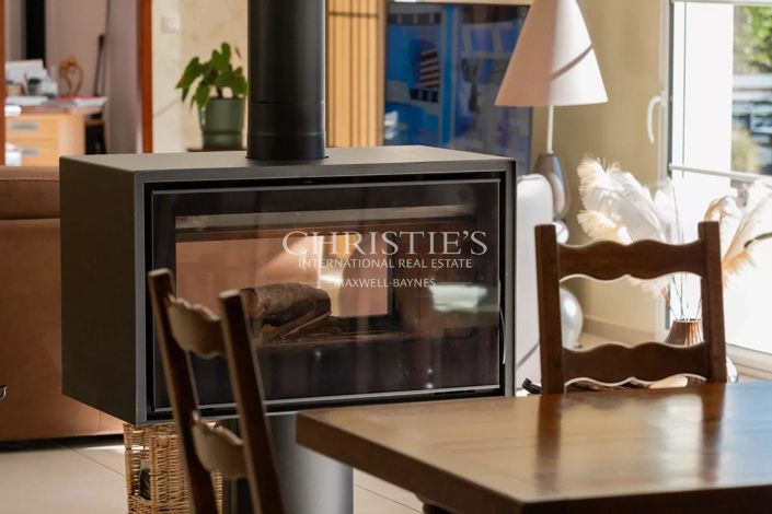 Image No.9-3 Bed House for sale