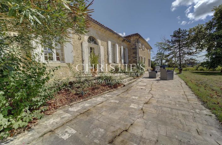 Image No.18-5 Bed House for sale