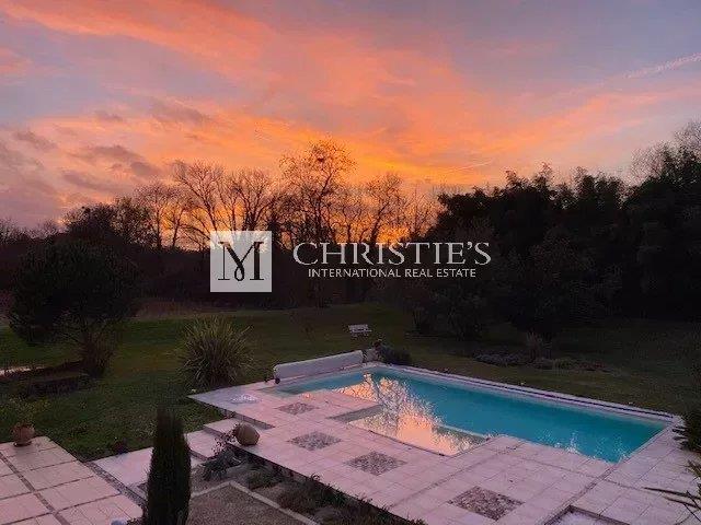 Image No.18-4 Bed House for sale