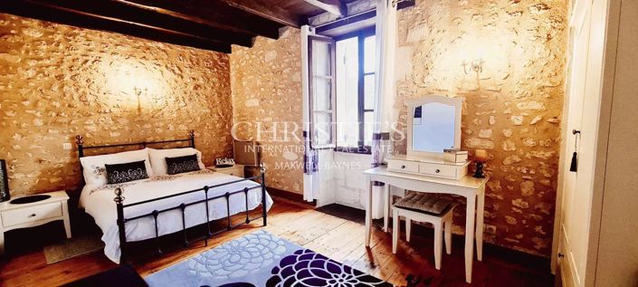 Image No.13-5 Bed House for sale