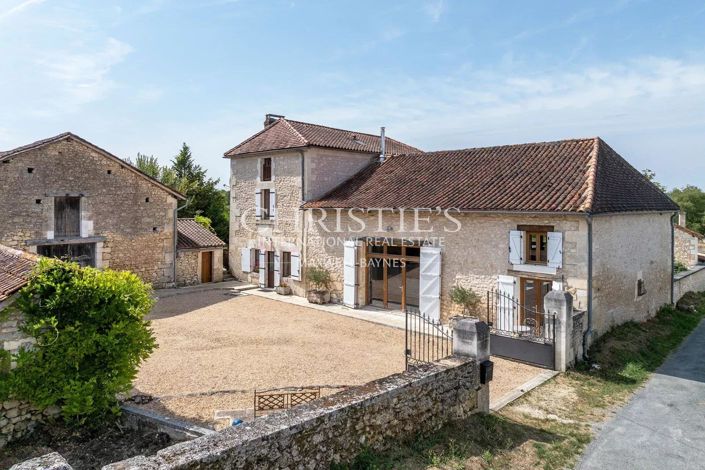 Image No.26-5 Bed House for sale