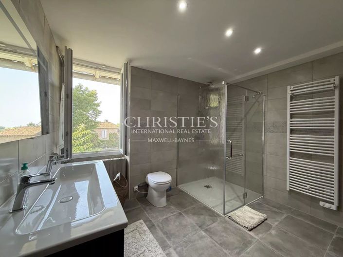 Image No.23-4 Bed House for sale