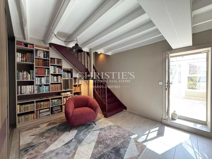 Image No.6-4 Bed House for sale