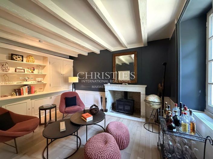 Image No.12-7 Bed House for sale