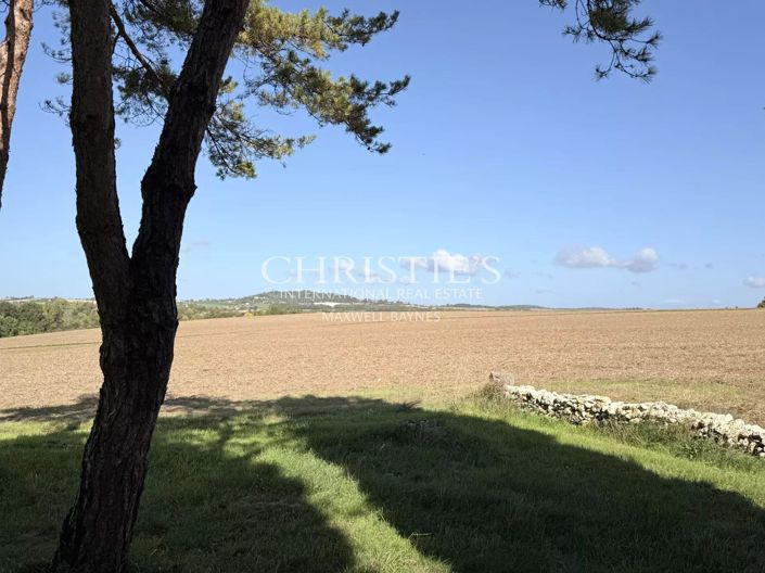 Image No.43-7 Bed House for sale