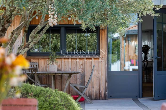 Image No.4-4 Bed House for sale