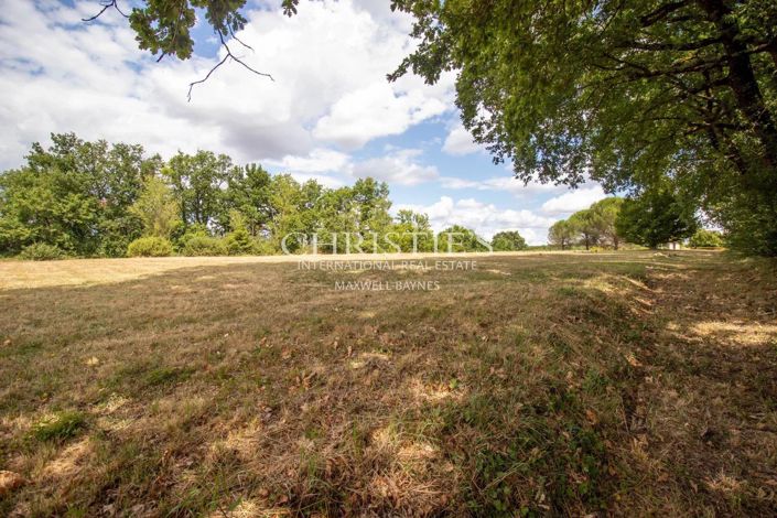 Image No.19-5 Bed House for sale