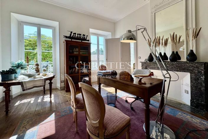 Image No.22-7 Bed House for sale