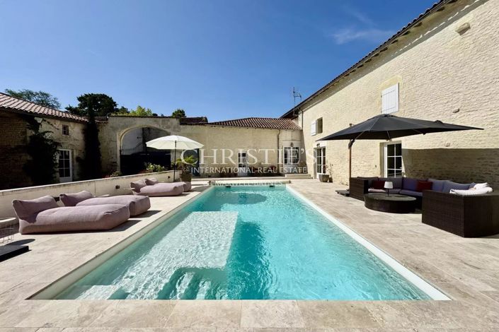 Image No.4-7 Bed House for sale