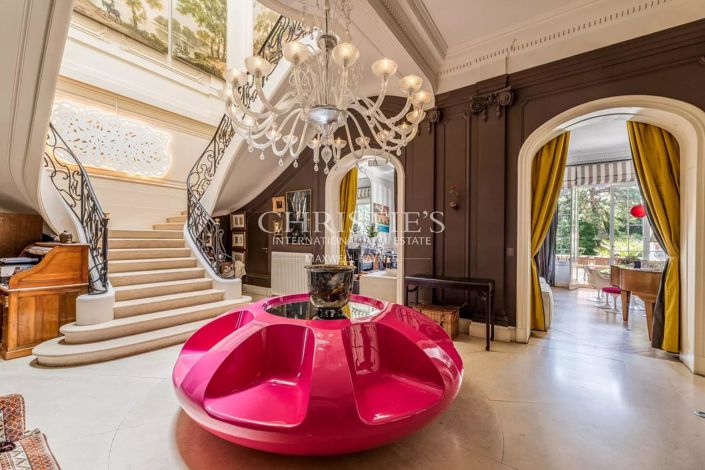 Image No.8-9 Bed House for sale