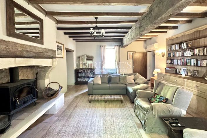 Image No.16-4 Bed House for sale