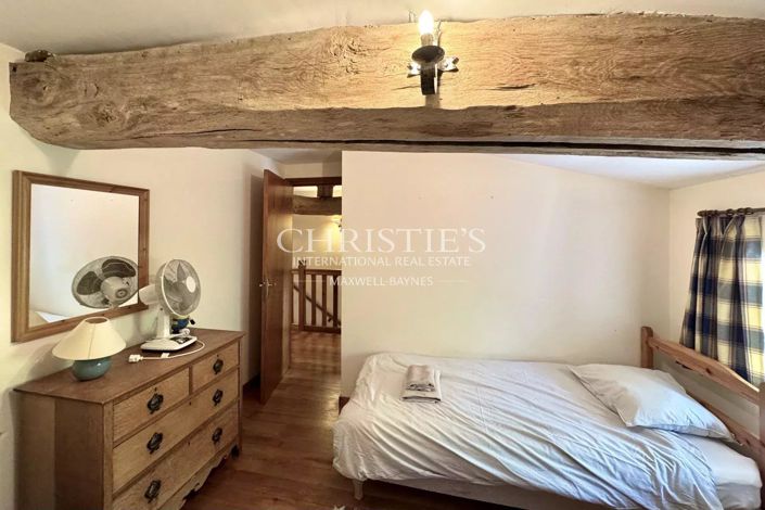 Image No.27-4 Bed House for sale