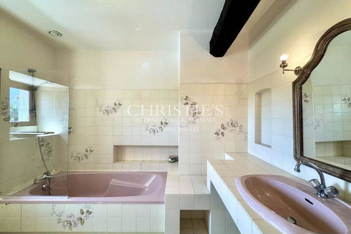 Image No.28-4 Bed House for sale