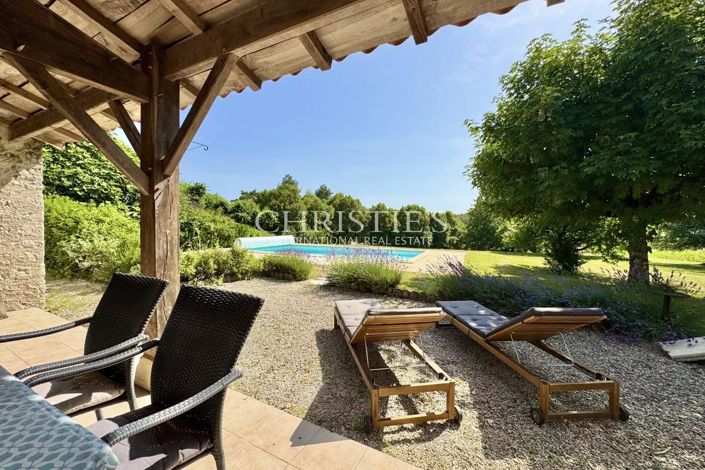 Image No.8-4 Bed House for sale