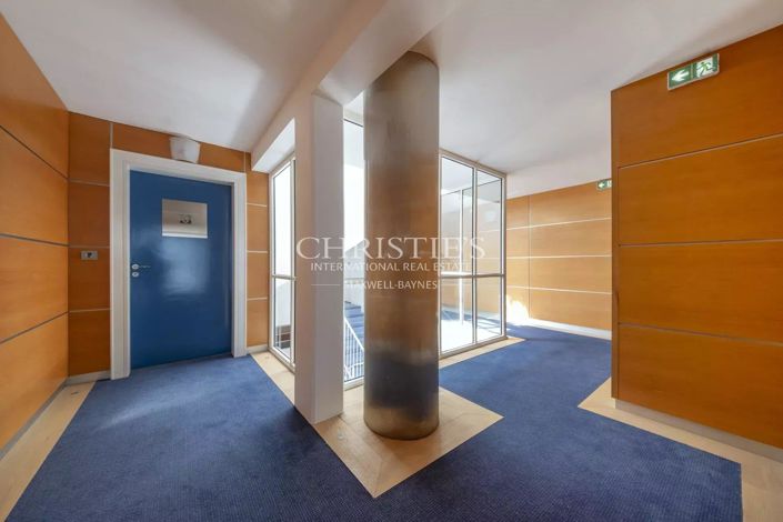 Image No.25-3 Bed Apartment for sale