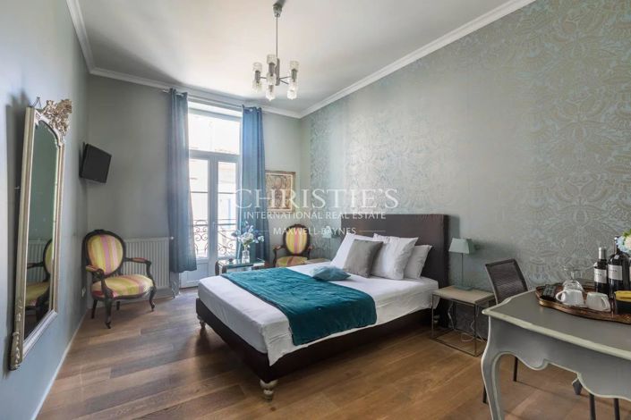 Image No.4-5 Bed House for sale