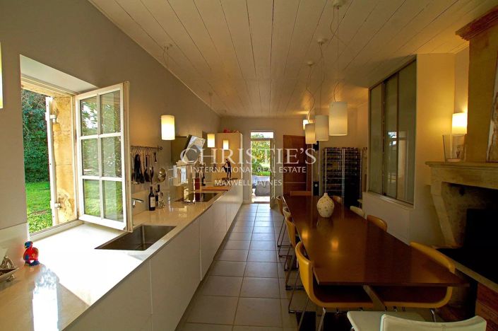 Image No.3-4 Bed House for sale