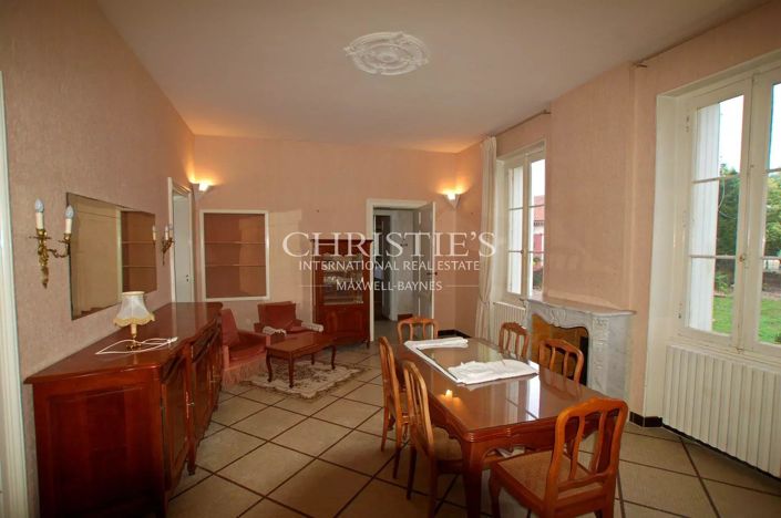 Image No.12-12 Bed House for sale