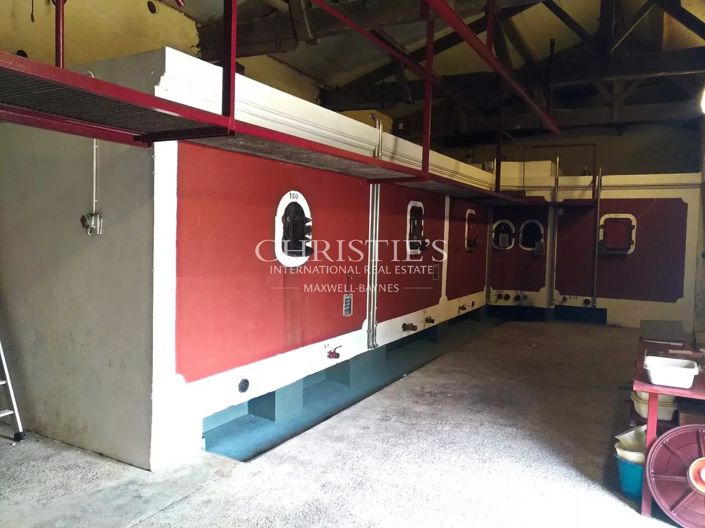 Image No.21-12 Bed House for sale