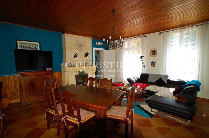 Image No.5-6 Bed House for sale