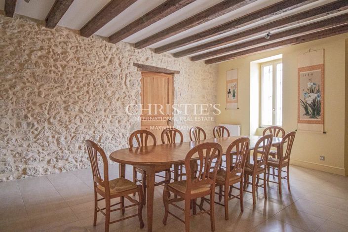 Image No.11-7 Bed House for sale