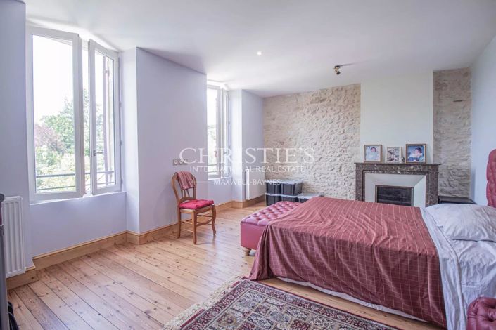 Image No.16-7 Bed House for sale