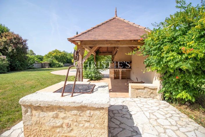 Image No.22-7 Bed House for sale