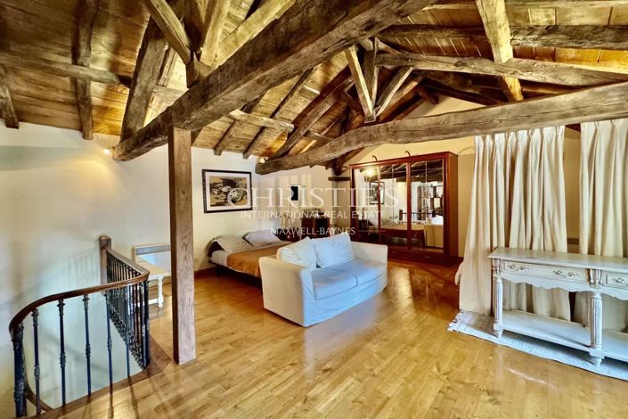 Image No.61-14 Bed House for sale