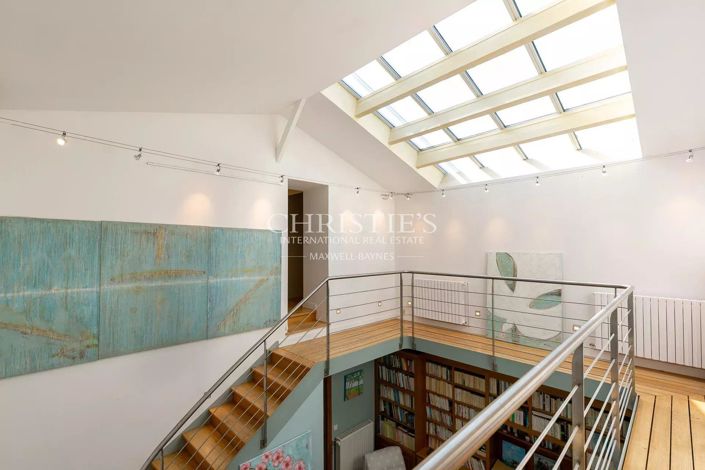 Image No.11-5 Bed House for sale