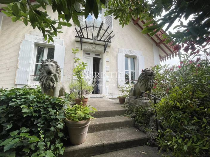 Image No.12-5 Bed House for sale