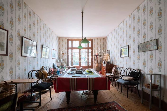 Image No.13-6 Bed House for sale