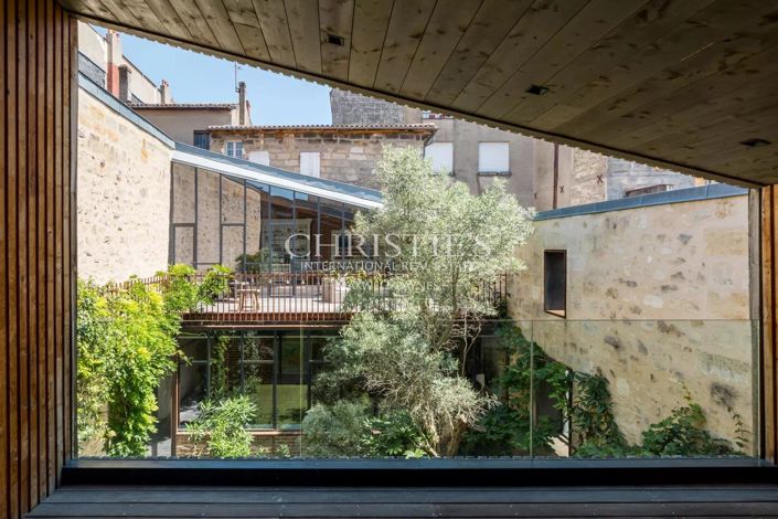 Image No.14-6 Bed Apartment for sale