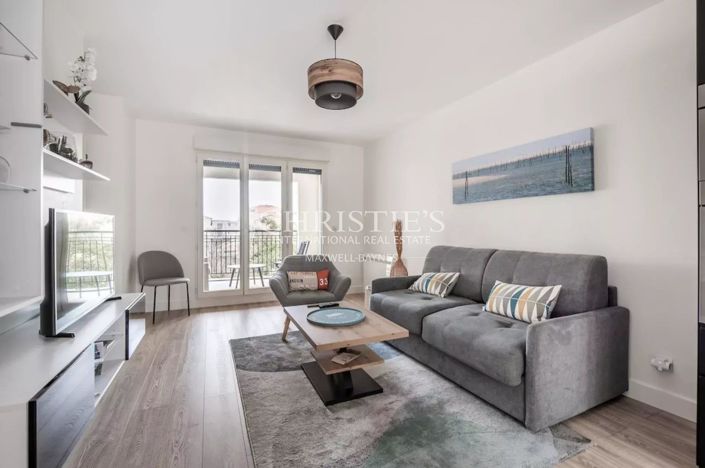 Image No.6-Apartment for sale