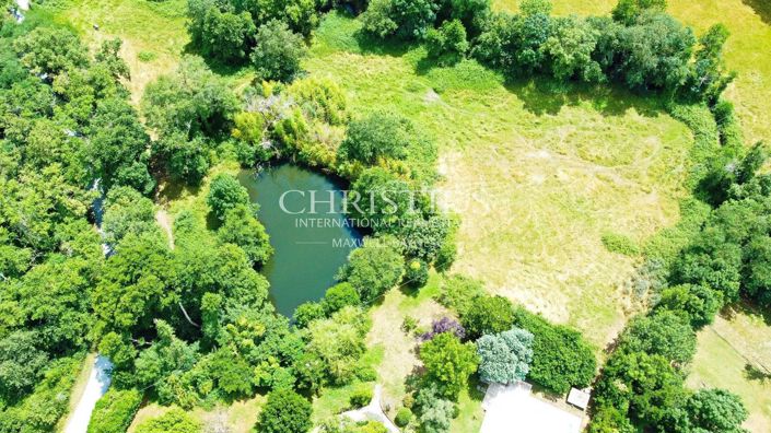 Image No.7-7 Bed House for sale