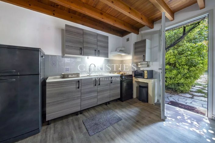 Image No.21-9 Bed House for sale