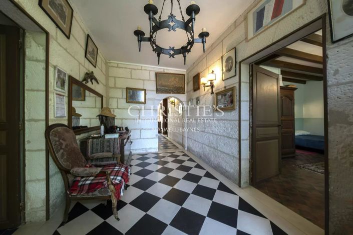 Image No.9-9 Bed House for sale