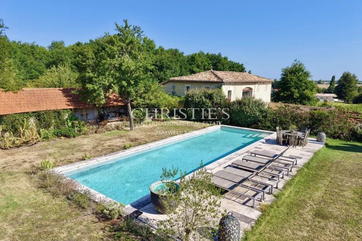 Image No.4-6 Bed House for sale