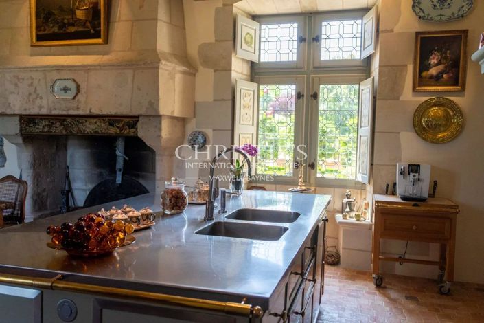 Image No.13-6 Bed House for sale