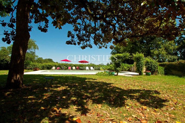 Image No.3-10 Bed House for sale